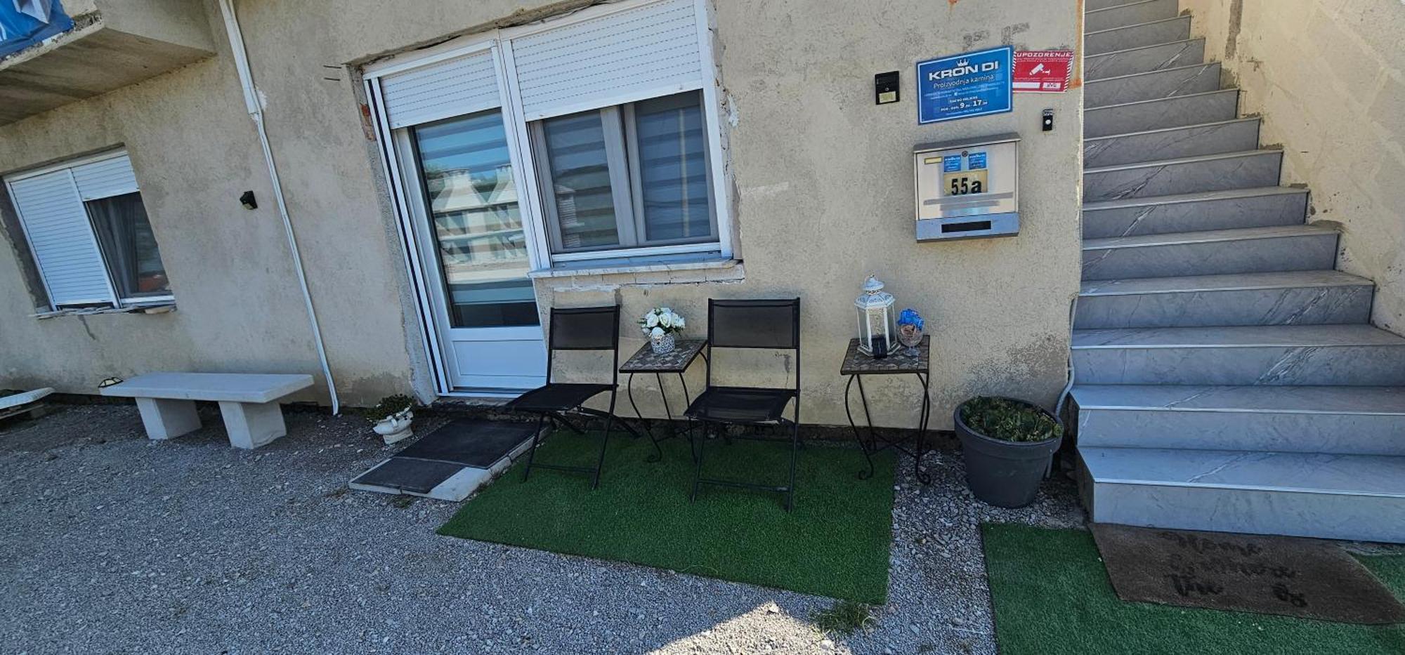 Appartement Ena1 & Ena2 -Big Free Parking à Karlovac Extérieur photo