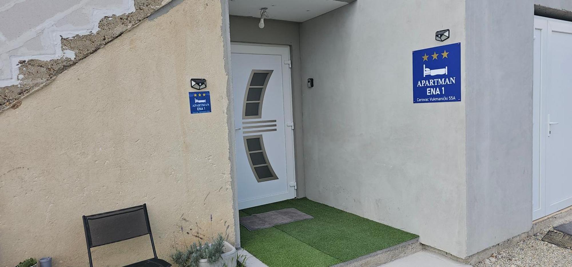 Appartement Ena1 & Ena2 -Big Free Parking à Karlovac Extérieur photo
