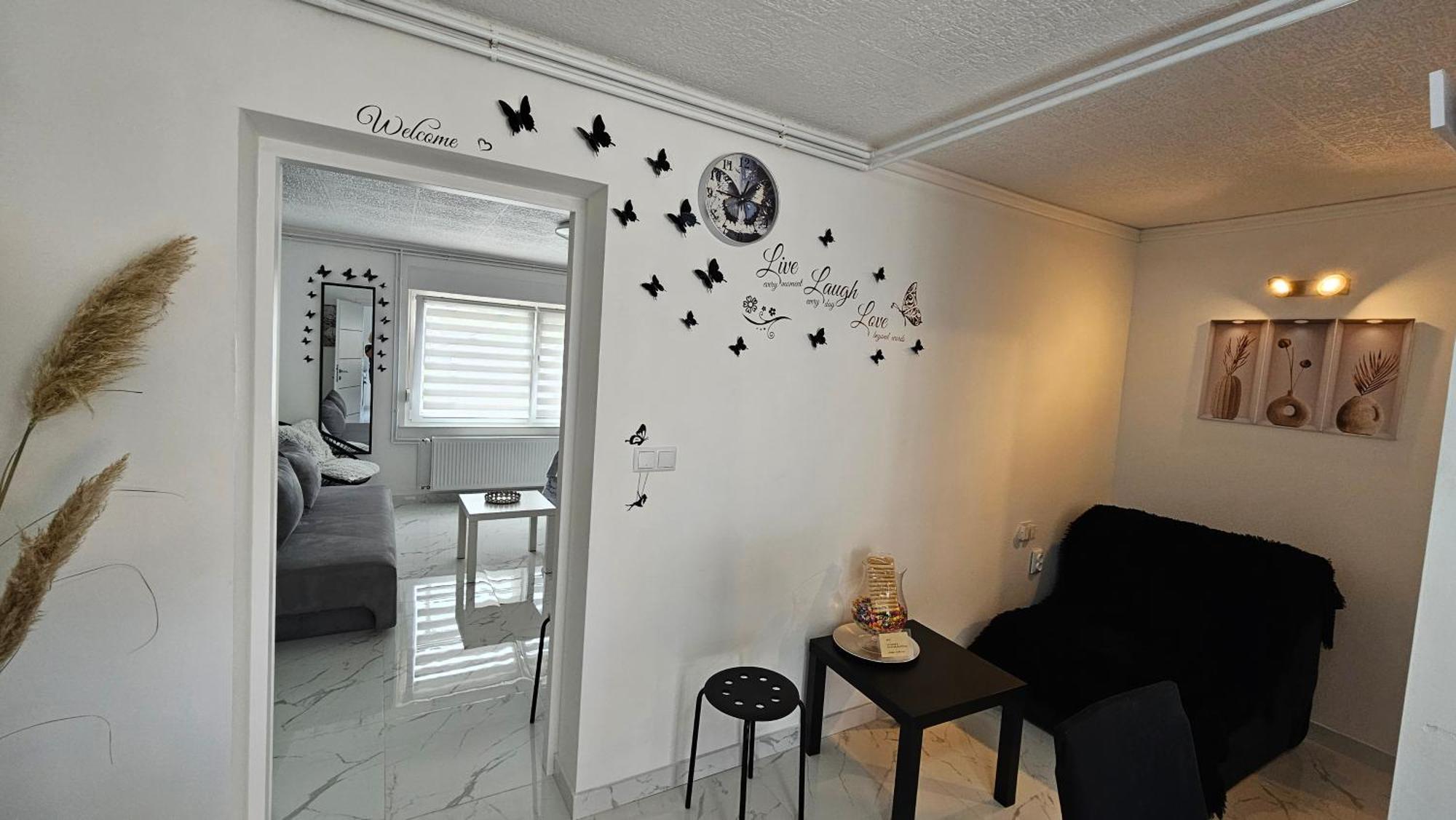 Appartement Ena1 & Ena2 -Big Free Parking à Karlovac Extérieur photo