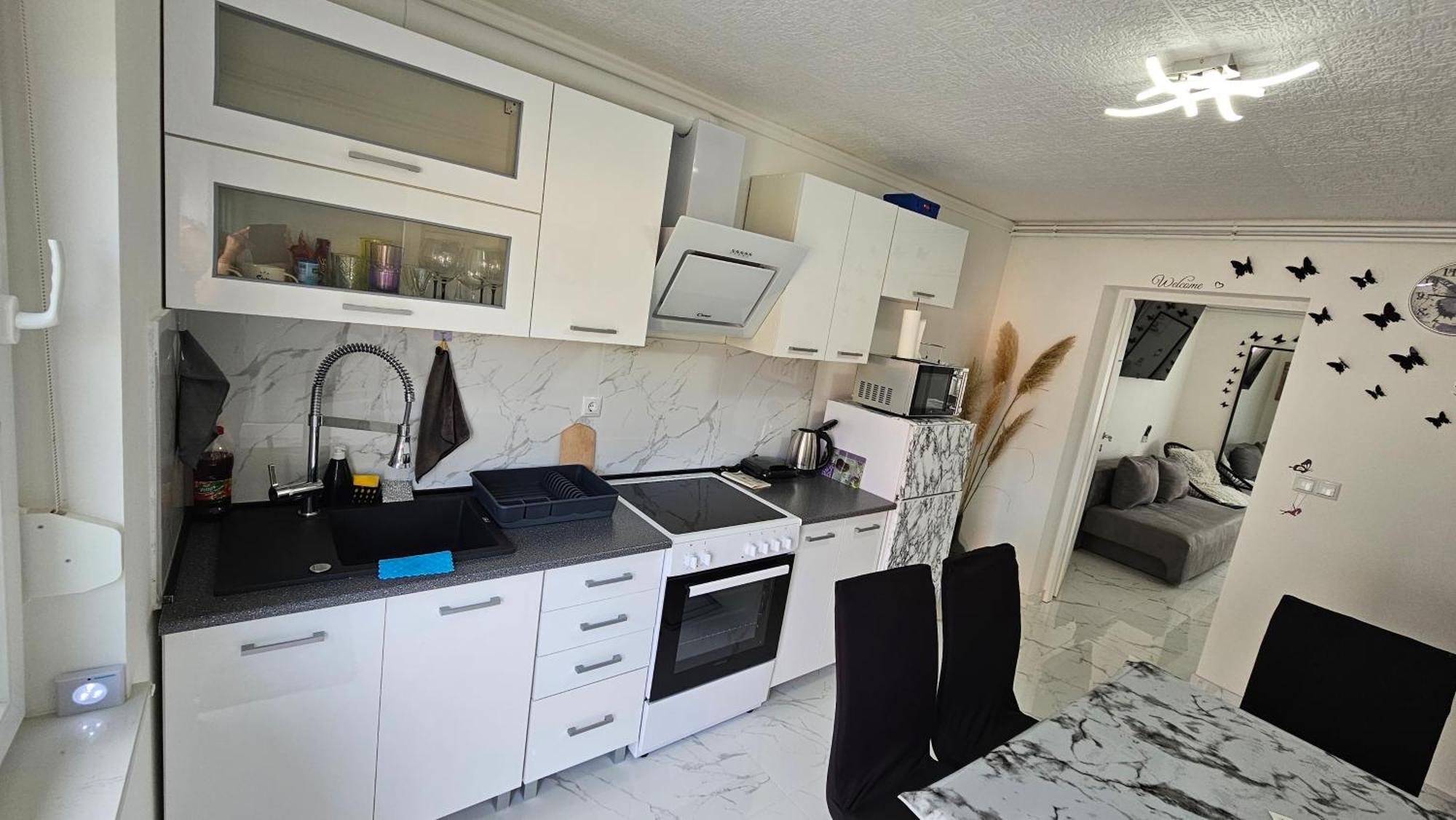 Appartement Ena1 & Ena2 -Big Free Parking à Karlovac Extérieur photo