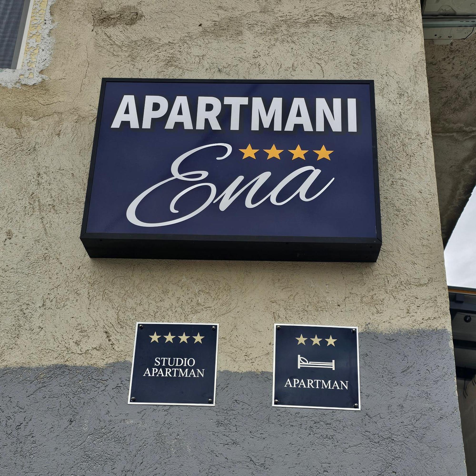Appartement Ena1 & Ena2 -Big Free Parking à Karlovac Extérieur photo